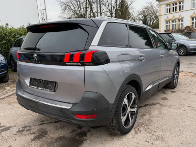 Peugeot 5008 Crossway / 7x Sitze /