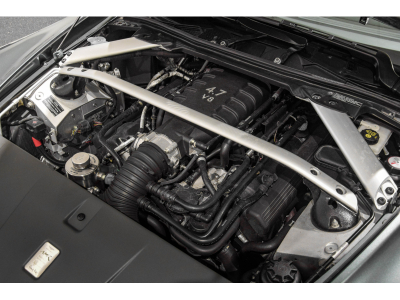 Aston Martin V8 Vantage AMR - 1 OF 200