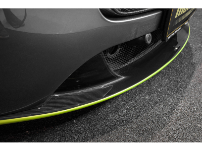 Aston Martin V8 Vantage AMR - 1 OF 200