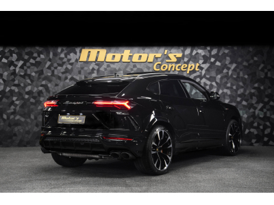 Lamborghini Urus V8 - NERO HELENE / BIANCO POLAR