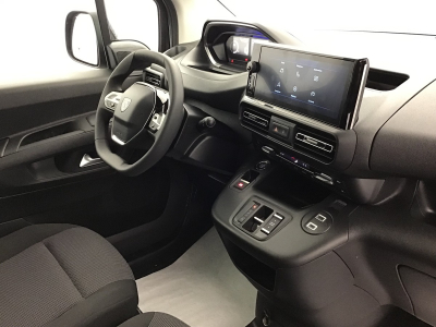 Peugeot Partner L1H1 AT 130 3 Sitzer/Klimaauto/Kamera