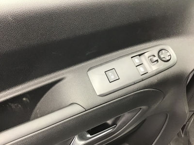 Peugeot Partner L1H1 AT 130 3 Sitzer/Klimaauto/Kamera