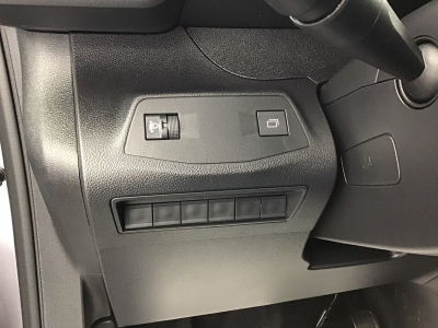 Peugeot Partner L1H1 AT 130 3 Sitzer/Klimaauto/Kamera