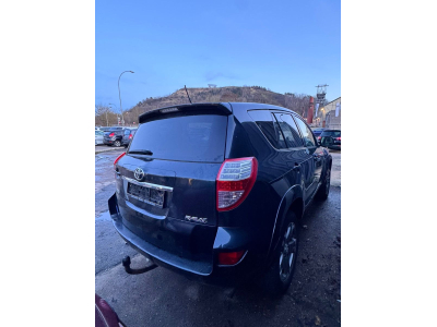 Toyota Rav 4 2,2-l-D-4D 4x4 Executive Automatik