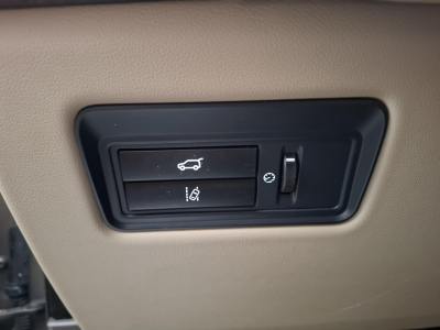 Land-Rover Range Rover Sport 3.0 SDV6 HSE