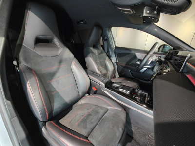 Mercedes-Benz A 180 A180d PACK AMG PACK LIGHT GPS BLUETOOTH CAMERA