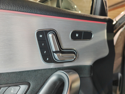 Mercedes-Benz A 180 A180d PACK AMG PACK LIGHT GPS BLUETOOTH CAMERA