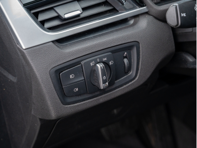 BMW X1 18d xdrive X-LINE