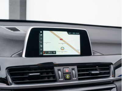 BMW X1 18d xdrive X-LINE