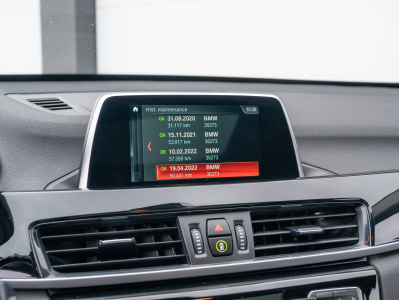 BMW X1 18d xdrive X-LINE