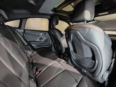 BMW 218 218iA PACK M BOITE AUTO GPS LED CARPLAY