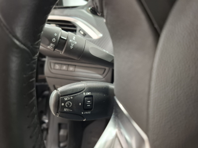 Peugeot 2008 B.AUTO, 110CV, NAVI,CARPLAY,BLUETOOTH, GARANTIE