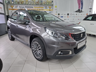 Peugeot 2008 B.AUTO, 110CV, NAVI,CARPLAY,BLUETOOTH, GARANTIE