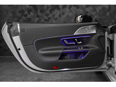 Mercedes-Benz SL 63 AMG 4 MATIC + V8 Bi-Turbo - ALPINE GREY