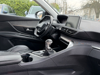 Peugeot 3008 GT LINE  2.0 HDI 150 PS