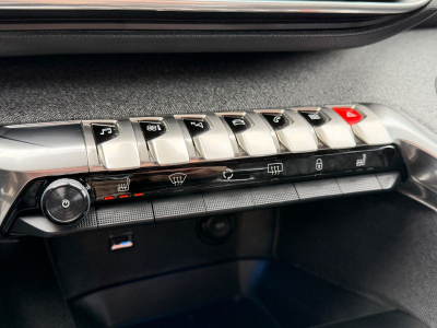 Peugeot 3008 GT LINE  2.0 HDI 150 PS