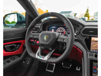Lamborghini Urus 4.0 V8 Auto./PANO/23/360°/B&O/HUD/CARBON/VOLL
