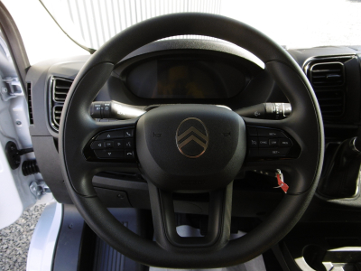 Citroën Jumper 140 AT8 L2H2 Kamera/4 Jahresreifen/Navi