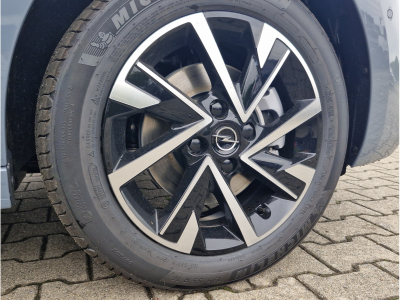 Opel Corsa 1.2 TURBO AT 101  GS