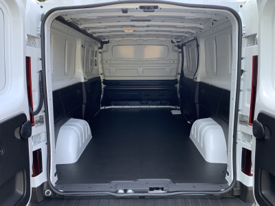 Renault Trafic 2.0 Dci 170 AT9 L2H1