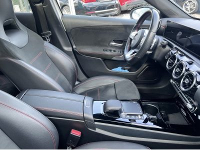 Mercedes-Benz A 200 D AMG LINE PANO CUIR NAVI 1 HAND