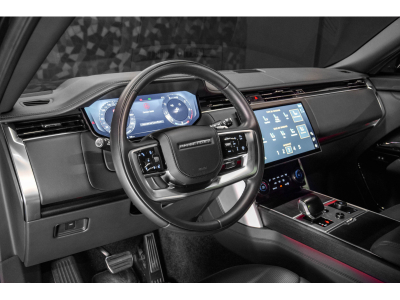 Land-Rover Range Rover SV P530 4.4 V8 LWB