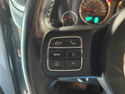 Jeep Wrangler 2.8 CRD JK UNLIMITED DECAPOTABLE UTILAIRE CUIR BLUETOOTH