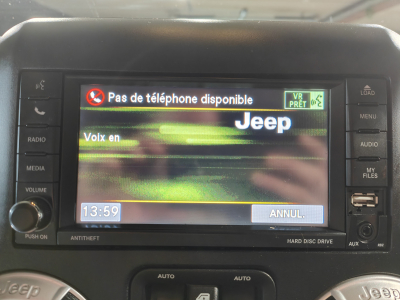 Jeep Wrangler 2.8 CRD JK UNLIMITED DECAPOTABLE UTILAIRE CUIR BLUETOOTH