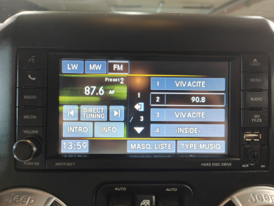 Jeep Wrangler 2.8 CRD JK UNLIMITED DECAPOTABLE UTILAIRE CUIR BLUETOOTH