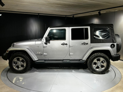 Jeep Wrangler 2.8 CRD JK UNLIMITED DECAPOTABLE UTILAIRE CUIR BLUETOOTH