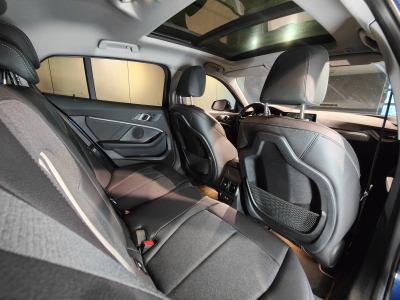 BMW 118 118dA SPORT TOIT PANO OUVRANT GPS CARPLAY CAMERA