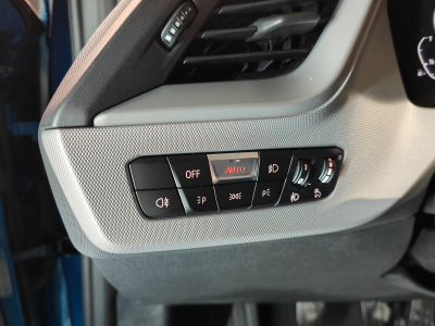 BMW 116 116i CARPLAY BLUETOOTH GPS RADAR AV+ARR