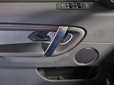 Land-Rover Discovery Sport D NEW MODEL R-DYNAMIC 7 SITZE PANO CUIR NAVI 1 HAND