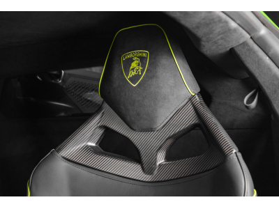 Lamborghini Revuelto AD PERSONAM - VERDE CITREA / ROSSO MARS