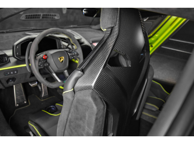 Lamborghini Revuelto AD PERSONAM - VERDE CITREA / ROSSO MARS