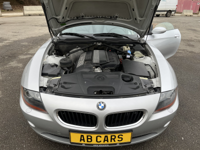 BMW Z4 2.2i Roadster Automatik Cuir Xenon PDC