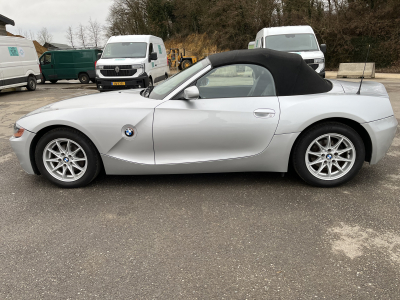 BMW Z4 2.2i Roadster Automatik Cuir Xenon PDC