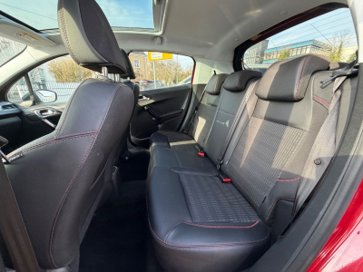 Peugeot 208 GT LINE / PANORAMADACH /