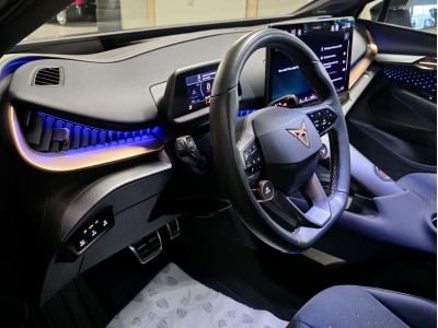 Cupra Tavascan ADRENALINE 286PS HEAD UP SENNHEISER PANO CUIR NAVI 1 HAND