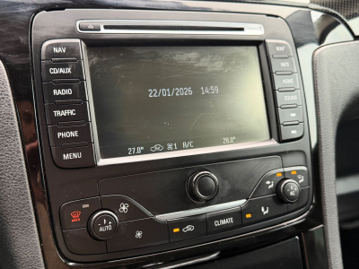 Ford S-Max 2,0 TDCi 103kW DPF Titanium