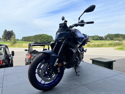 Yamaha MT-09 