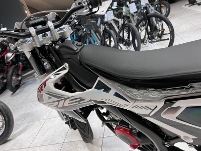 Rieju MRT 50 SM Trophy Mirage