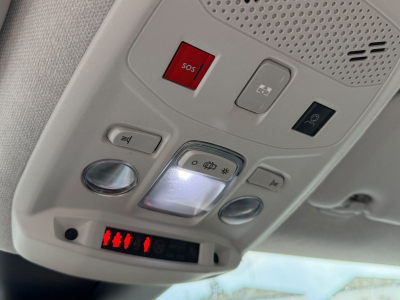 Citroën C4 Lim./PANO/LEDER/LENKRADHEIZUNG/KAMERA/