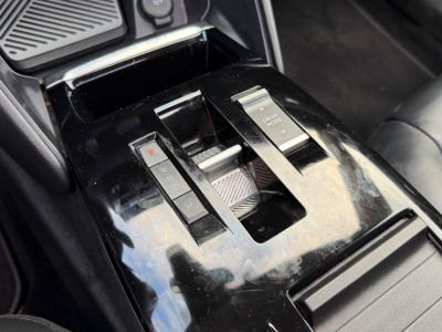 Citroën C4 Lim./PANO/LEDER/LENKRADHEIZUNG/KAMERA/