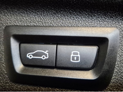 BMW 218 Active Tourer D LUXURY LINE HEAD UP HARMAN KARDON CUIR NAVI WARRANTY BMW 02/2027