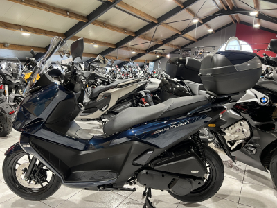 Kymco Skytown 125 