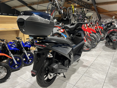 Kymco Skytown 125 