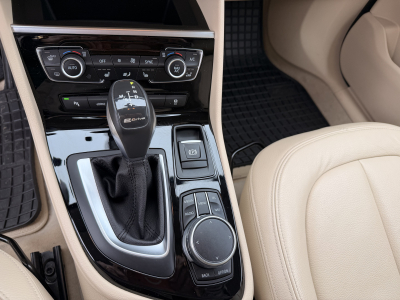 BMW 225 Active Tourer eDrive Xe