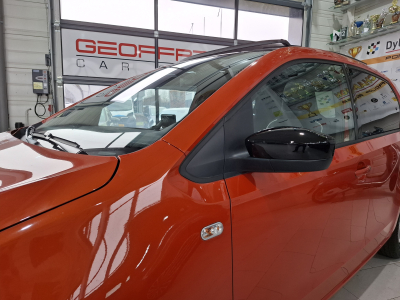 Volkswagen up! 1.0 TSI 75 HIGHLINE, NAVI, CUIR, PANORAMA, SIEGES CHAUFF.,