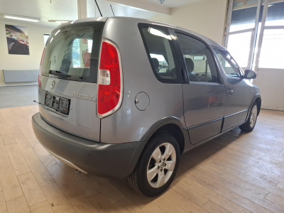 Skoda Roomster Scout 1.6 TDI 105